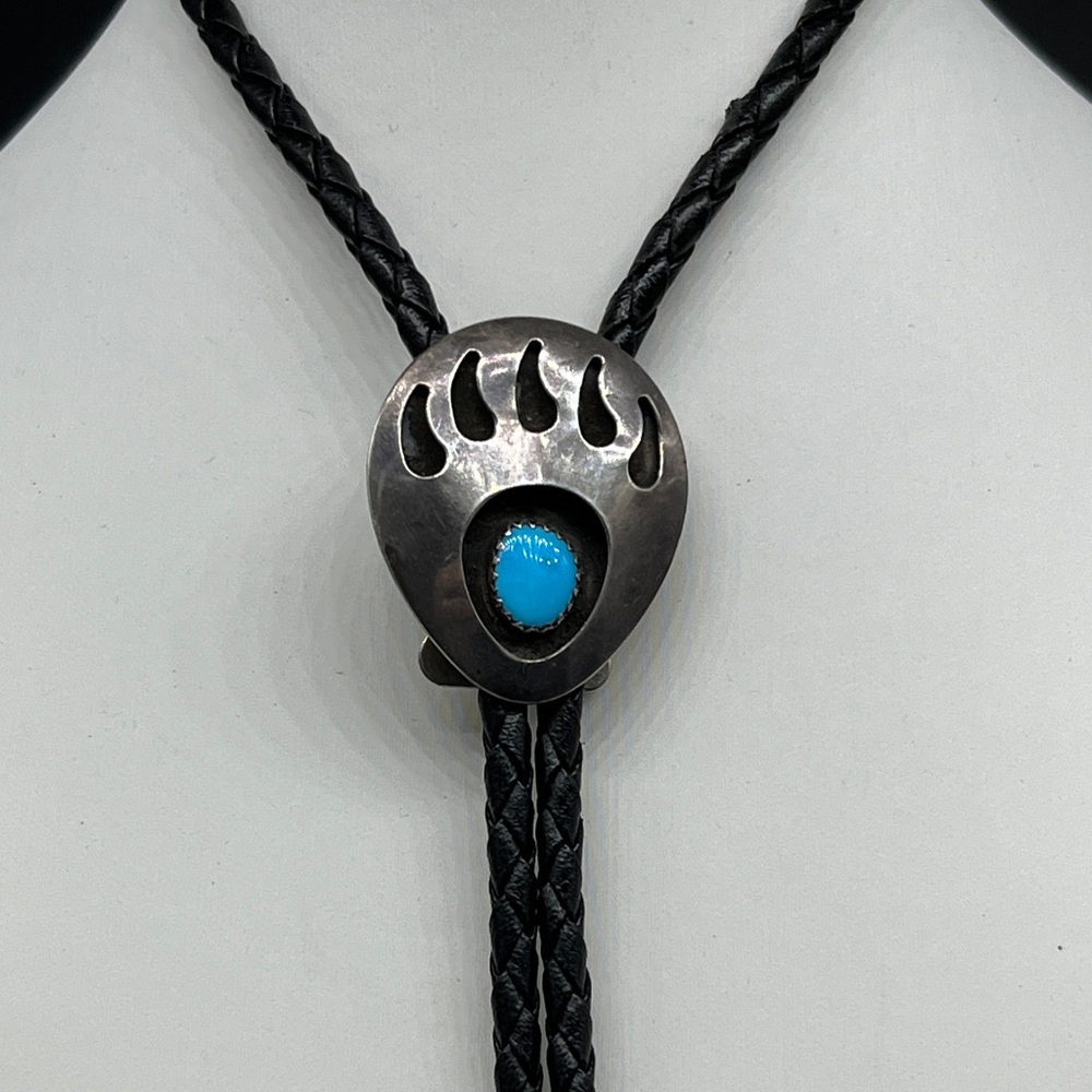 Sterling silver Turquoise Native American Bear Paw Bolo Tie - Picture 2 of 10